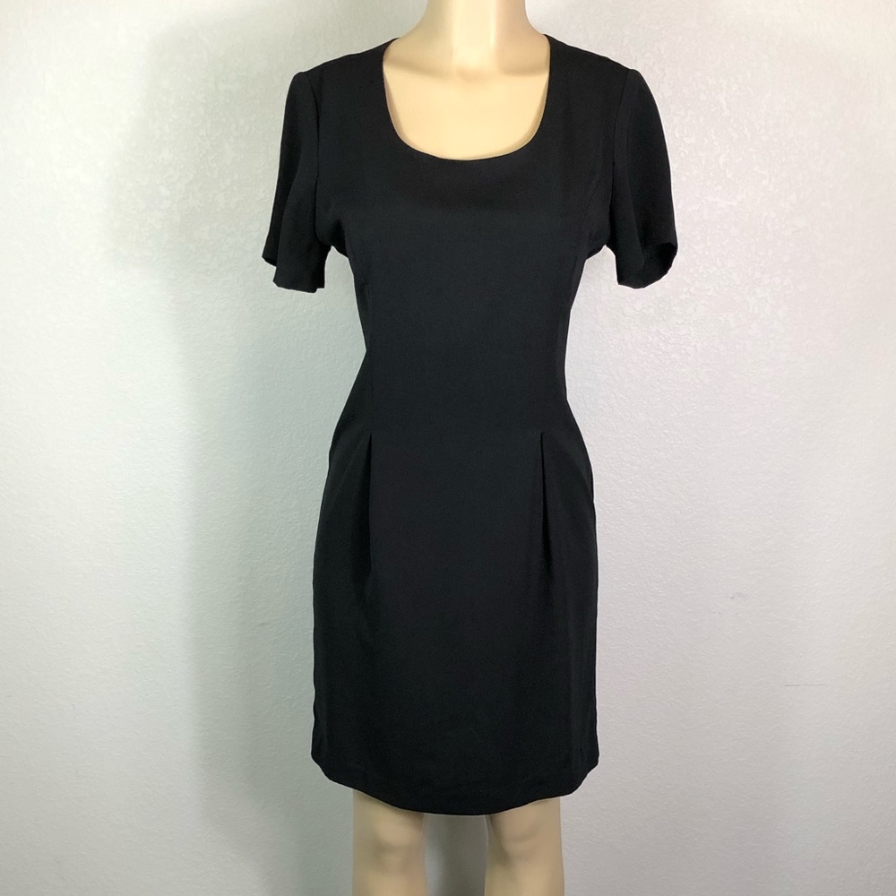 Vintage 90’s Hillard & Hanson Little Black Dress